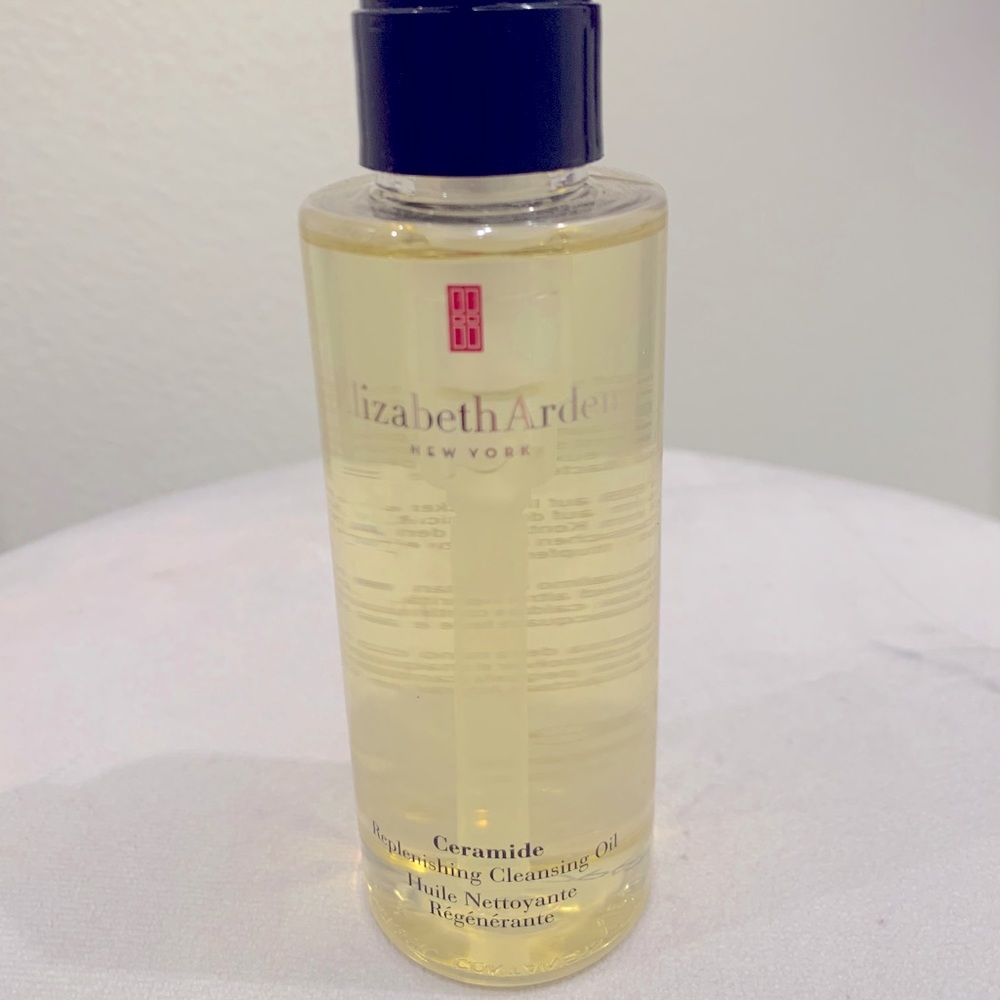 Elizabeth Arden Ceramide Repleshing Cleansing Oil
